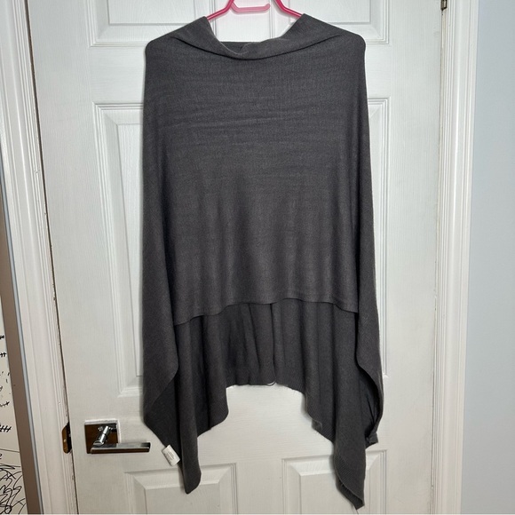 Poncho Grey One Size - Picture 9 of 16